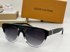 Picture of LV Sunglasses _SKUfw55793389fw